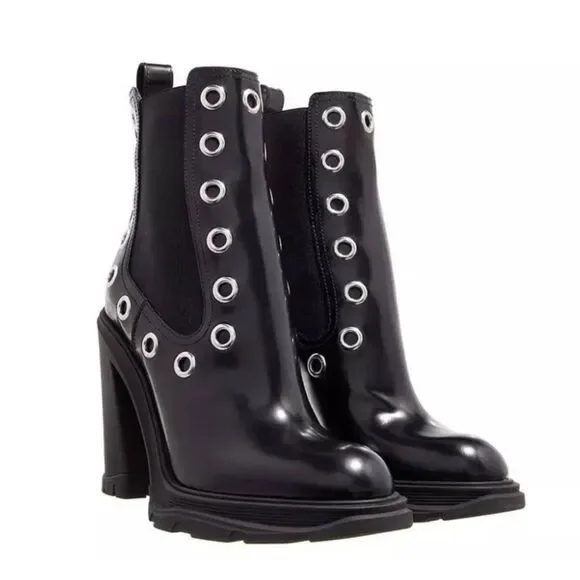 Alexander McQueen Tread Grommet Embellished Boots Black, New, Size 41 - Picture 5 of 16